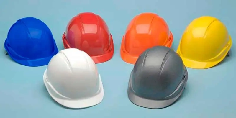 cascos de colores