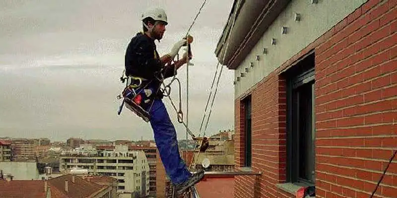 Funcion del arnes de seguridad