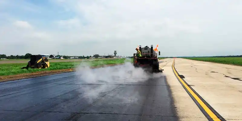 Construyendo Carretera Casa Lima