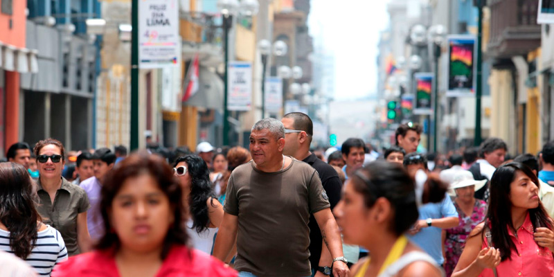 Peruanos Caminando Inversiones Casa Lima