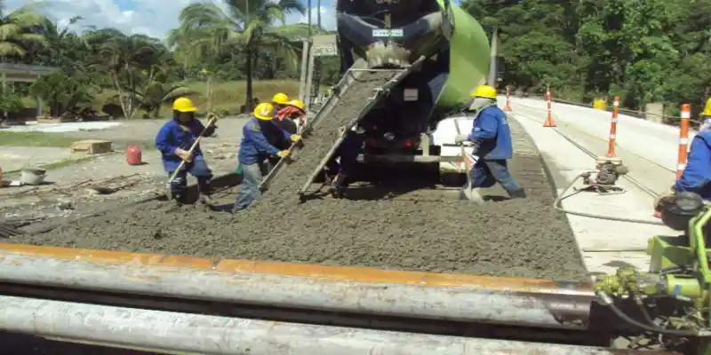 encofrado con camion