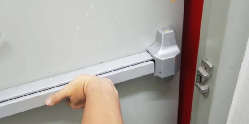 verificación en las puertas cortafuegos