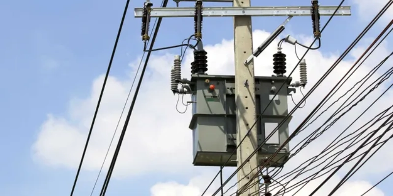 rendimiento de la electricidad en el pozo a tierra