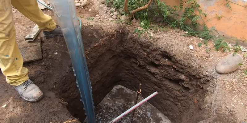 instalar el pozo a tierra en lugar húmedo o seco