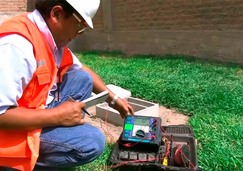 medida de seguridad pozo a tierra trabajo