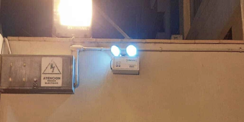 luces de emergencia en construcción qué son